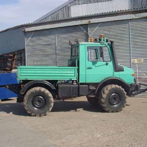 Mog2web0-54 Ormiston service truck